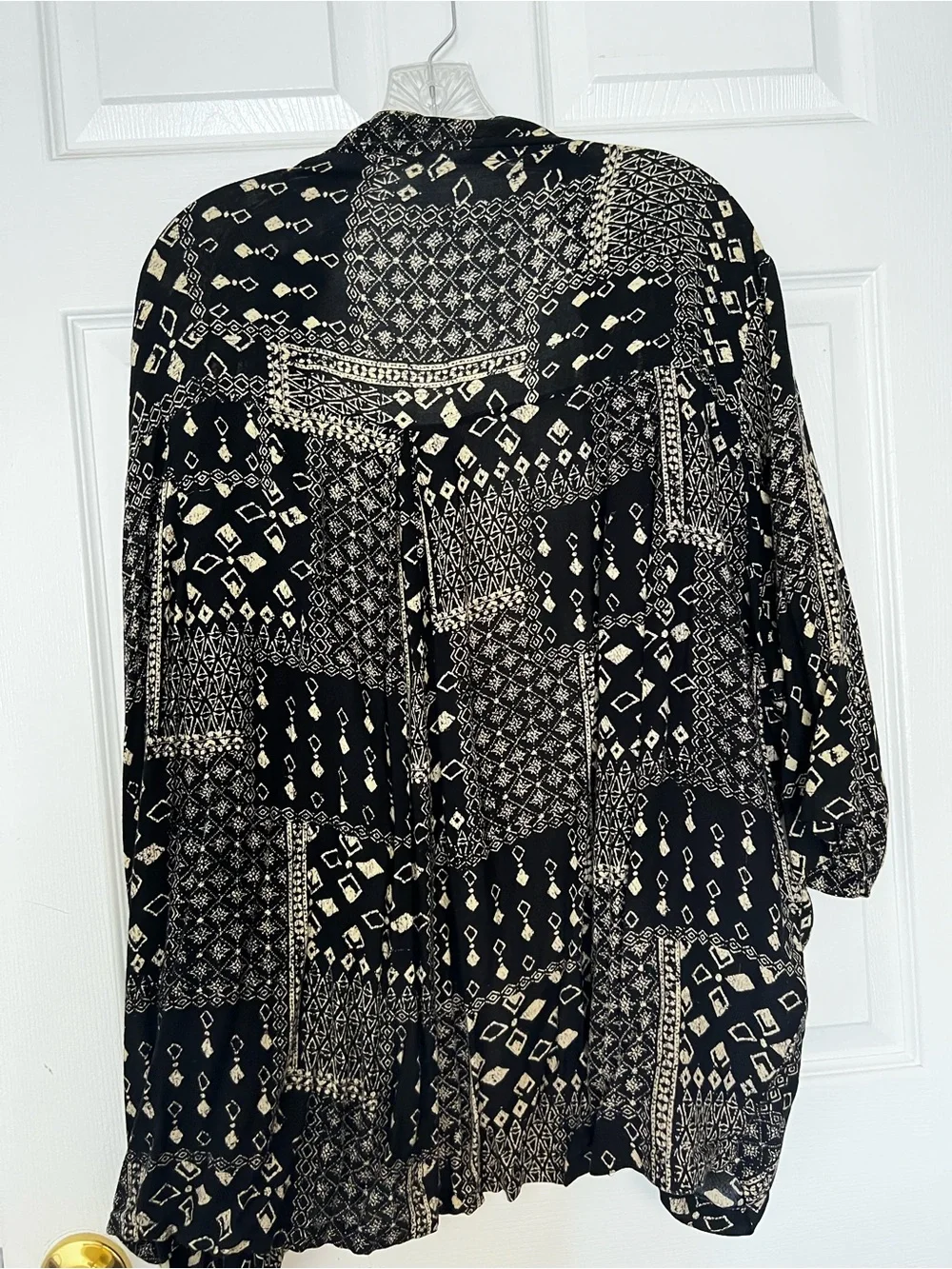 Black & Cream Geometric Pattern Lightweight kimono